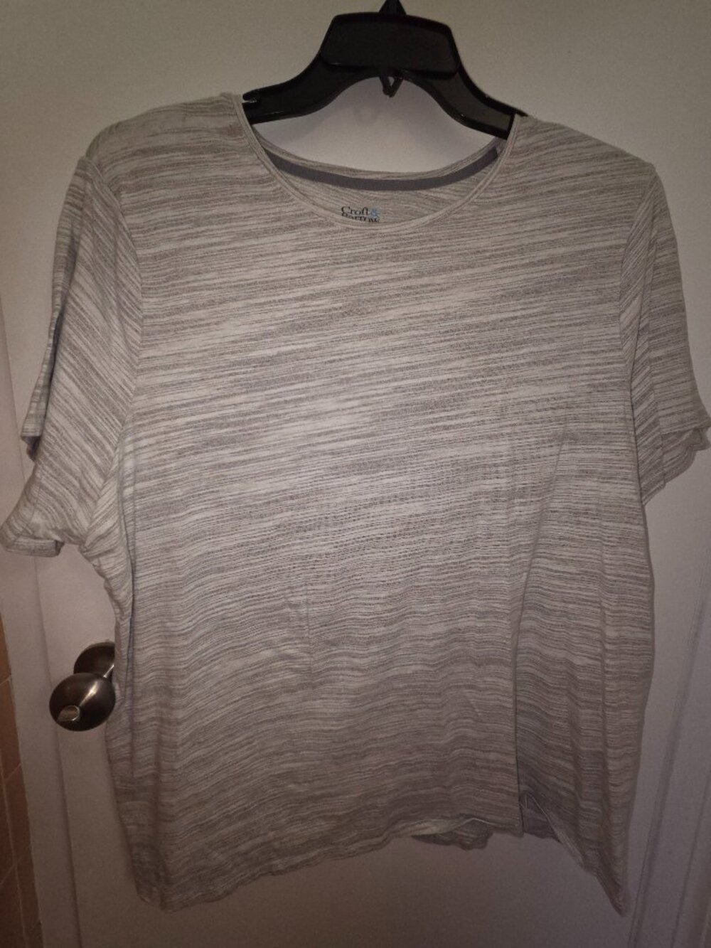 SAGE STRIPED WOMEN'S SHORT SLEEVED T-SHIRT